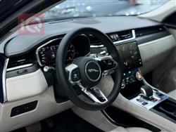 جاگوار F-Pace
